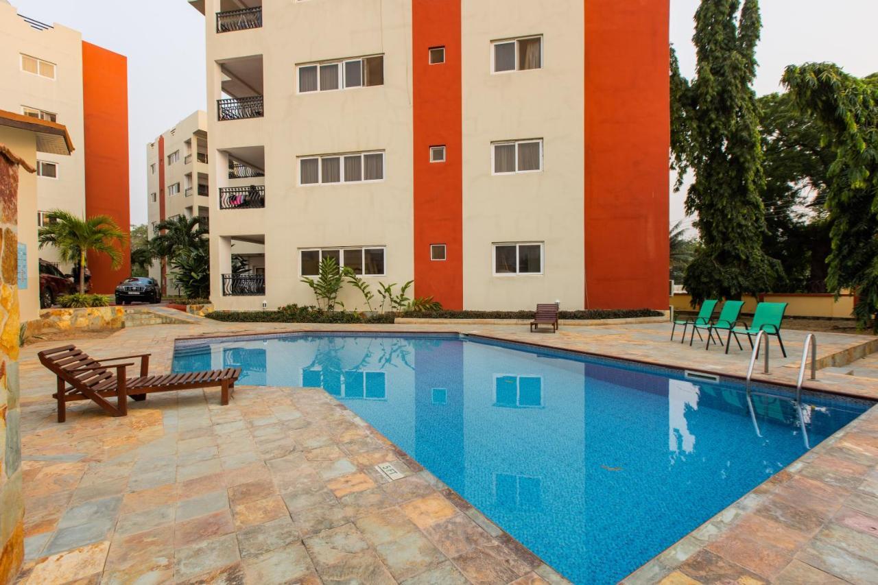 Accra Fine Suites - Holi Flats Airport Residential Экстерьер фото