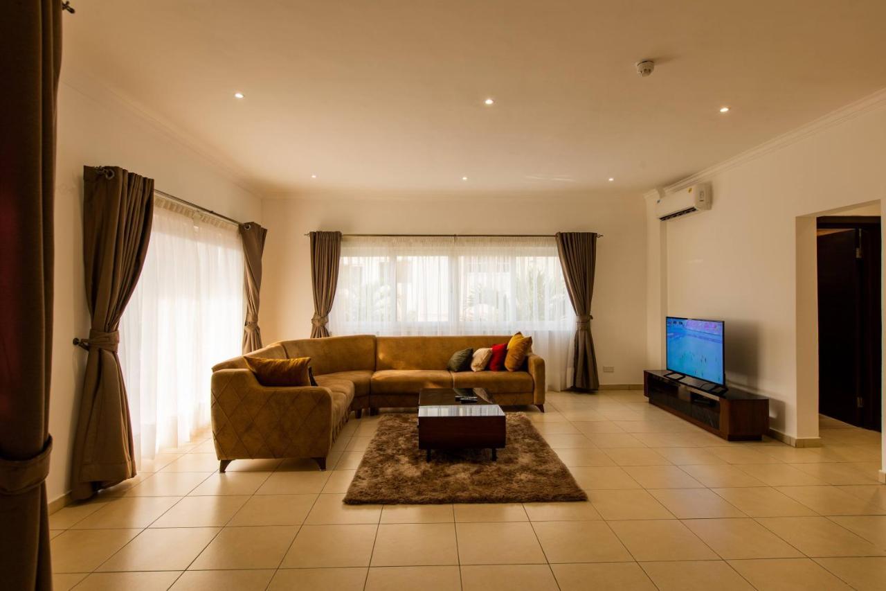 Accra Fine Suites - Holi Flats Airport Residential Экстерьер фото