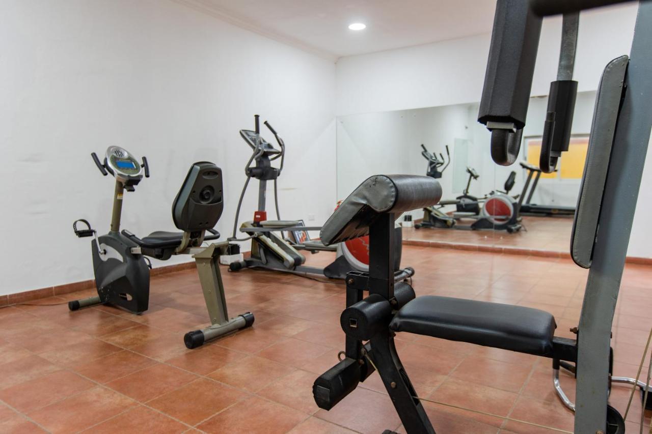 Accra Fine Suites - Holi Flats Airport Residential Экстерьер фото